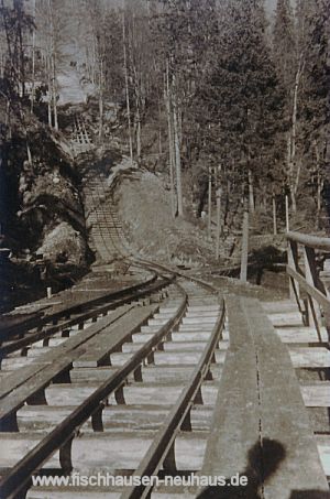 b24_blecksteinaufzug_unten.jpg