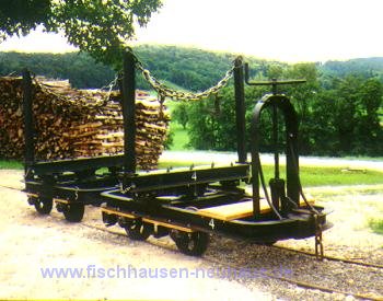 Restaurierte Trucks im Privatbesitz