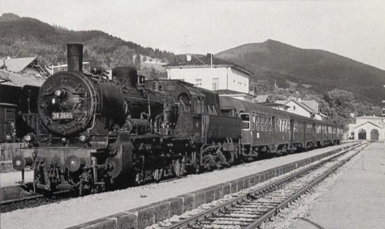 Bahnhof Schliersee im Juni 1964 382665.jpg